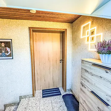 Alexanders Domizil By Interhome Daire