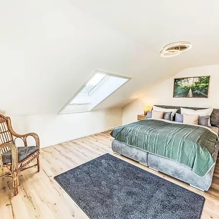 Alexanders Domizil By Interhome Daire